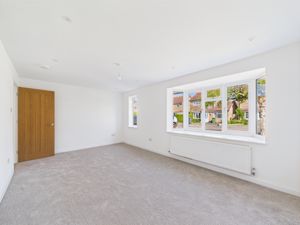 Lounge- click for photo gallery
